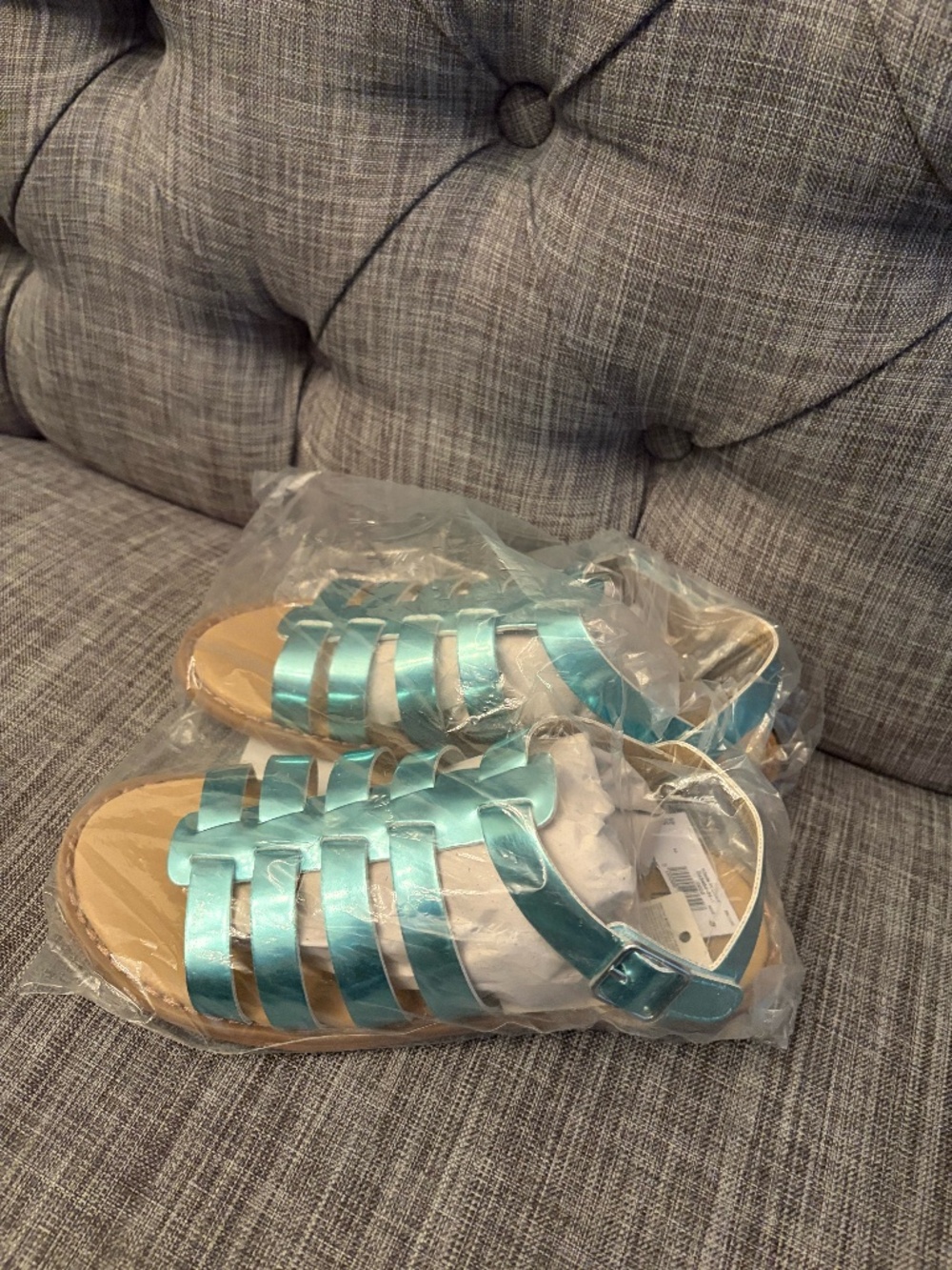Gap Kids brand new sandals, never worn, in package - Picture 1 of 4